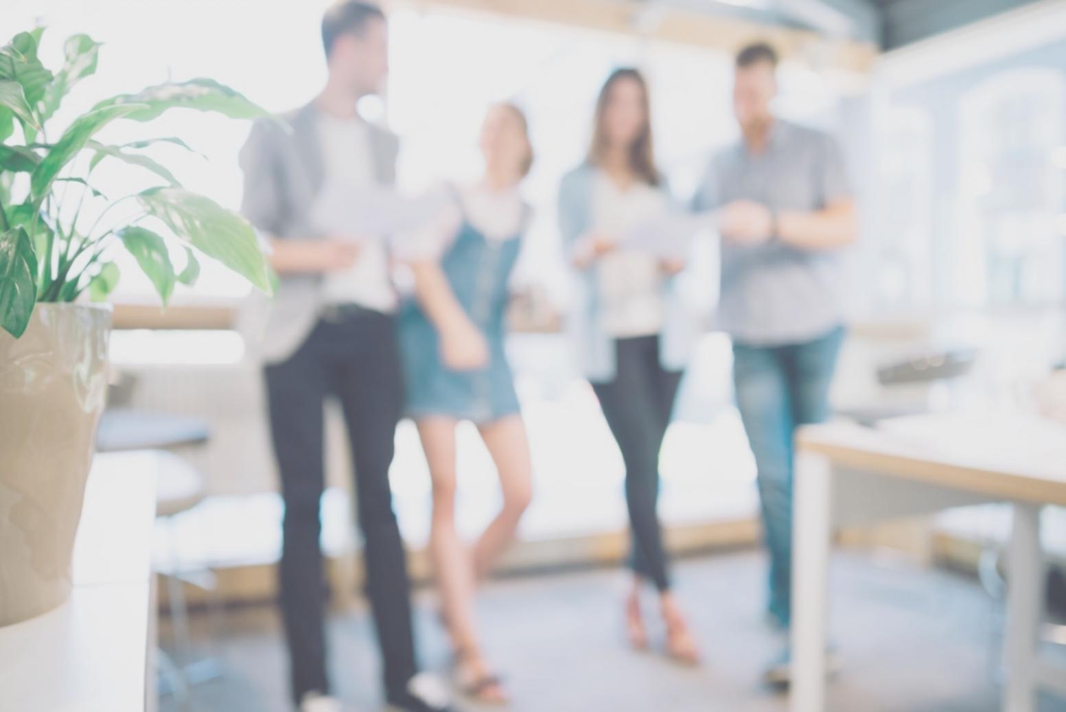 Analyse de documents financiers lors d'une session de formation